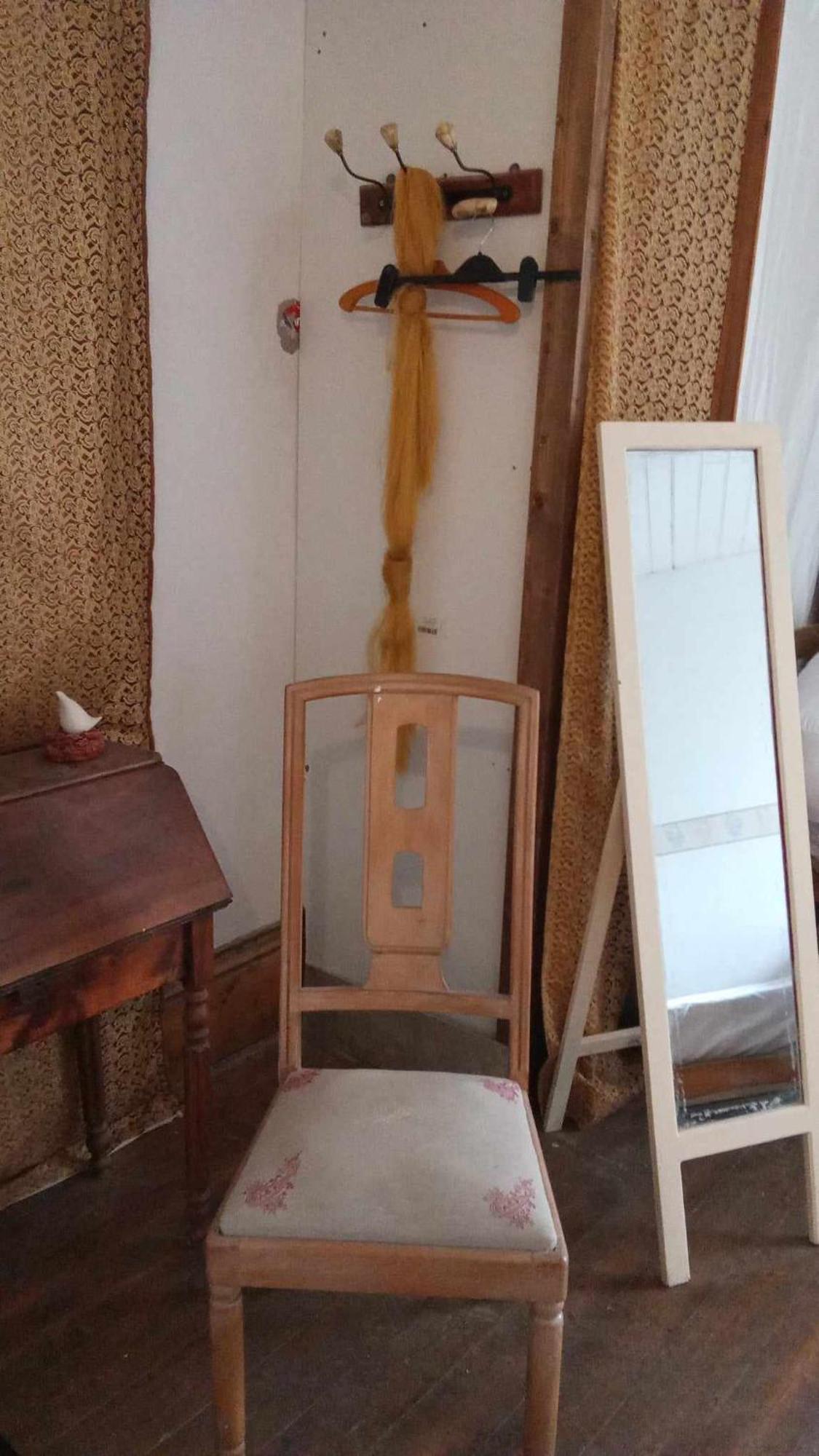 La Grille Fleurie, Chambres D'Hote Chez L'Habitant Arthonnay Exteriör bild